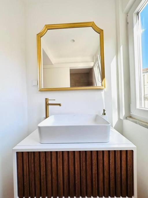 Lisbon City Center Flat For 6 Pp ภายนอก รูปภาพ
