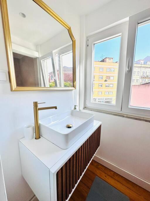 Lisbon City Center Flat For 6 Pp ภายนอก รูปภาพ